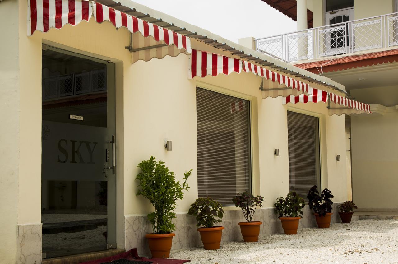 Chandīgarh スカイビューホリデー ホーム Bed & Breakfast エクステリア 写真