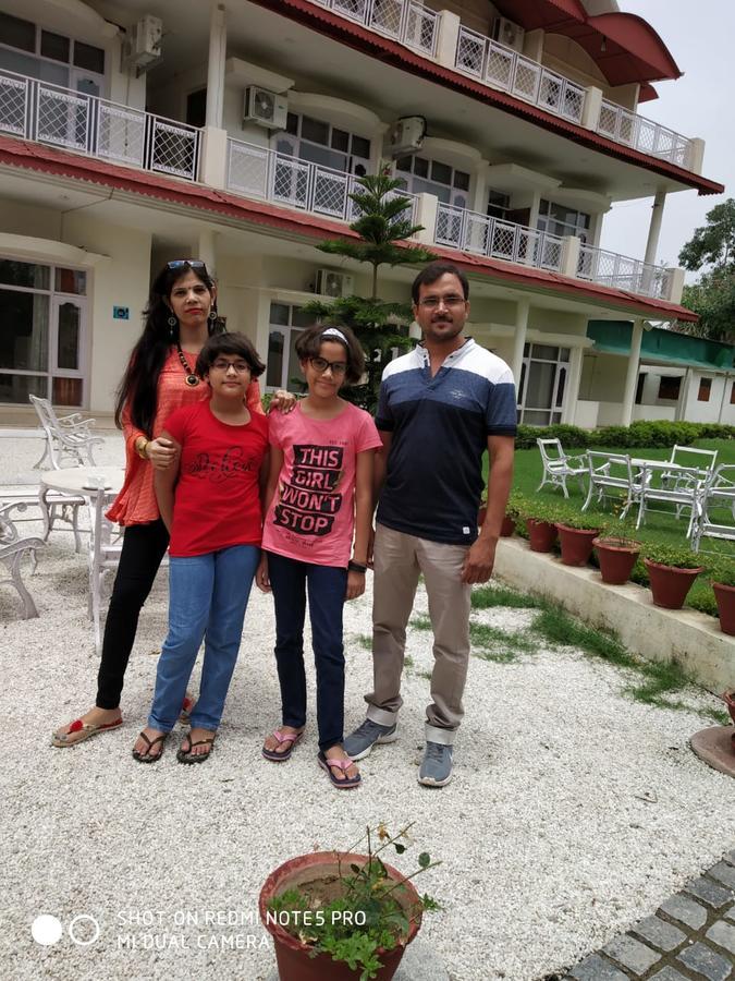 Chandīgarh スカイビューホリデー ホーム Bed & Breakfast エクステリア 写真