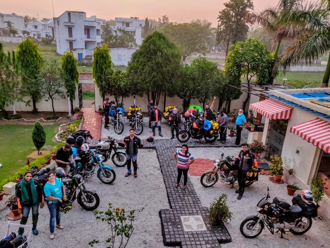 Chandīgarh スカイビューホリデー ホーム Bed & Breakfast エクステリア 写真