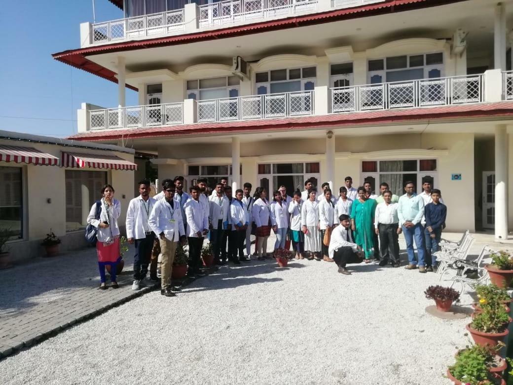 Chandīgarh スカイビューホリデー ホーム Bed & Breakfast エクステリア 写真